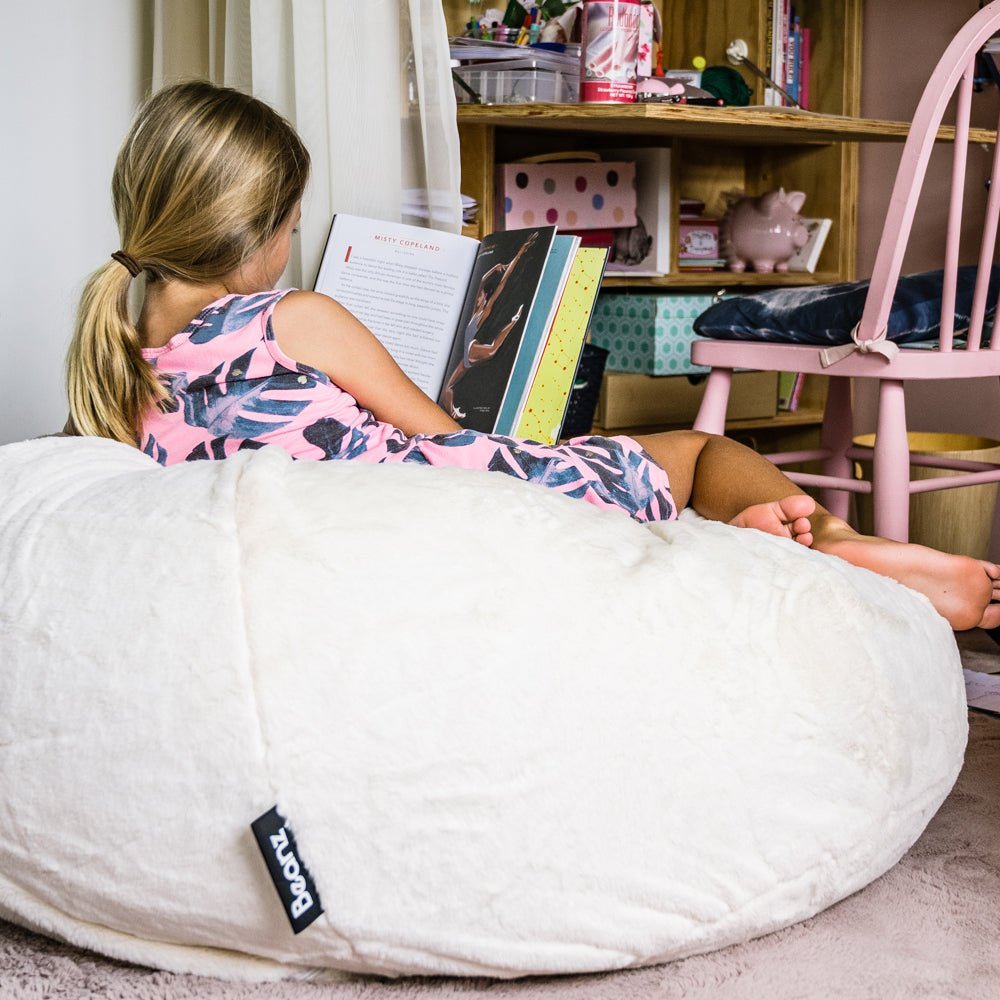 Flash Furniture Oversized Furry Kids Bean Bag Chair, White Flash Furniture Oversized Furry Kids Bean Bag Chair, White